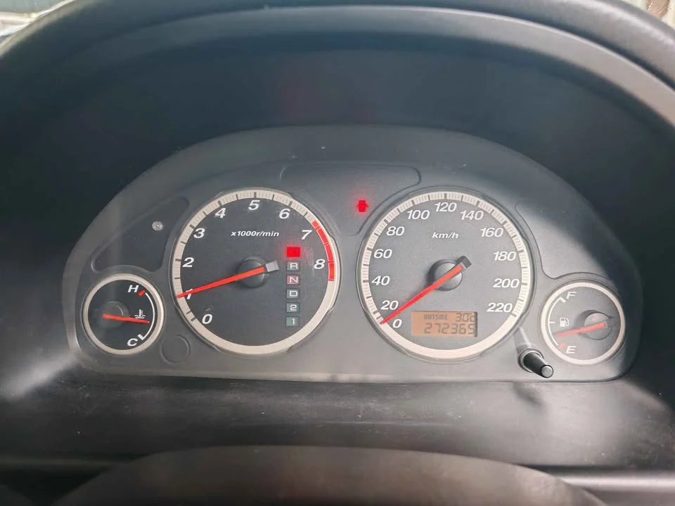 2004 Honda CR-V II 3
