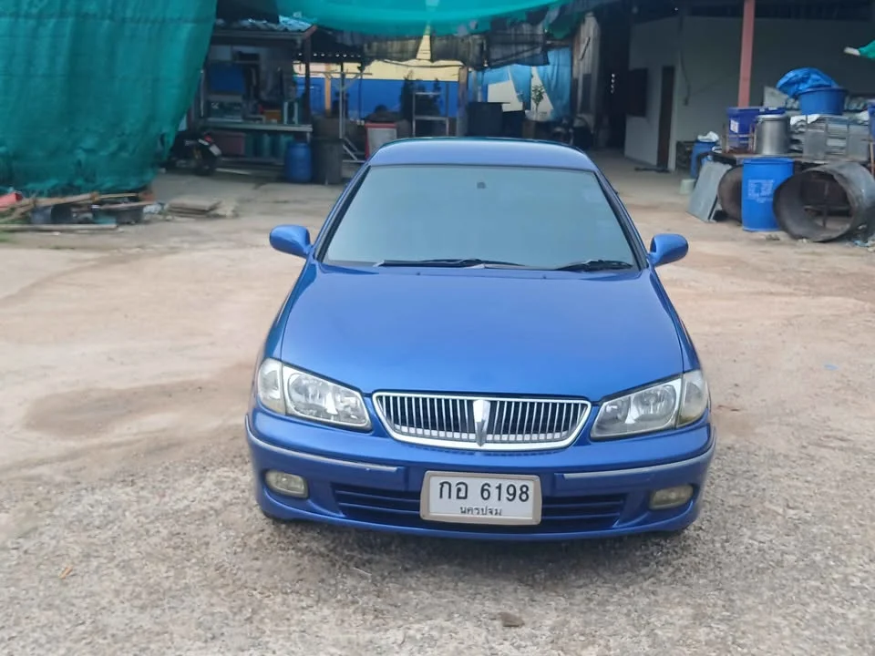 2002 Nissan Sunny N16 3