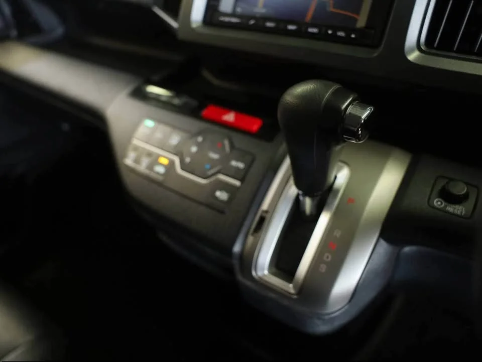 2013 Honda Stepwgn IV 2