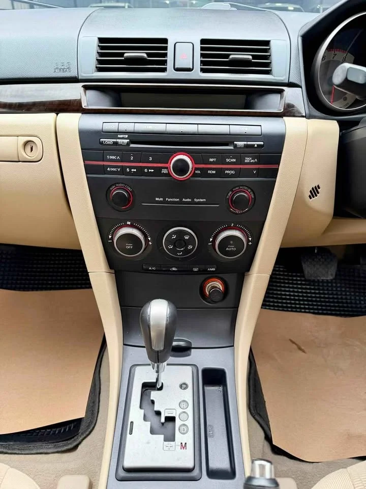 2011 Mazda 3 I 2