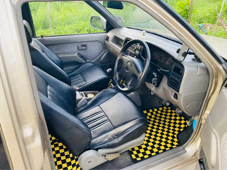 2001 Isuzu Faster Dragon Eyes III 3