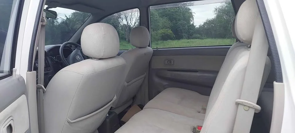 2010 Toyota Avanza I 3