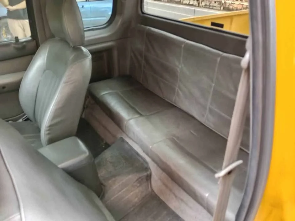 2005 Mazda 2500 Fighter V 2
