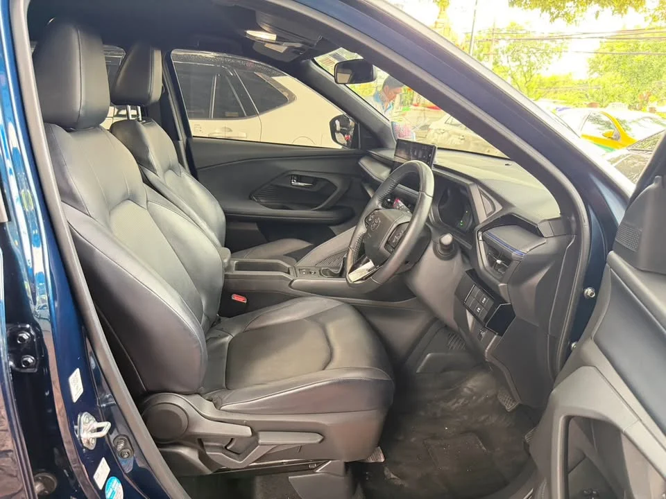 2023 Toyota Yaris Cross AC200 2