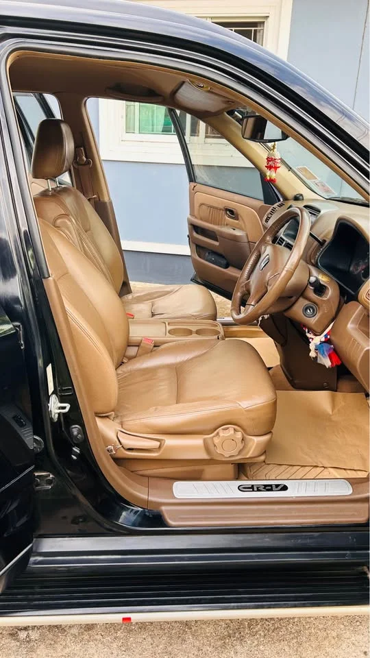 2003 Honda CR-V II 3