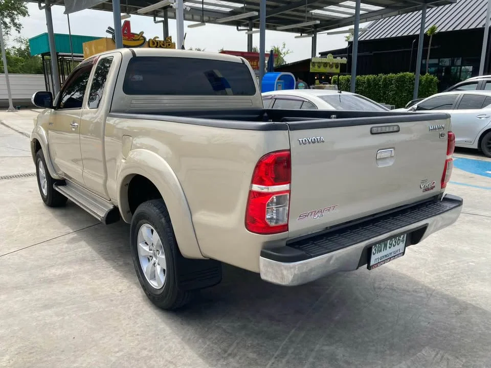 2012 Toyota Hilux VII 2