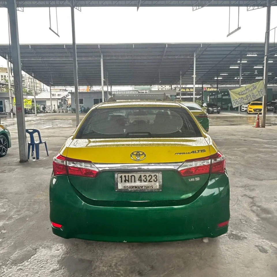 2015 Toyota Corolla Altis XI (E170) 2