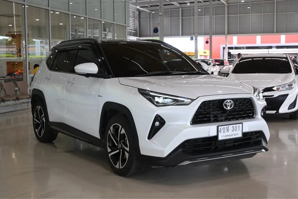 2023 Toyota Yaris Cross AC200 2