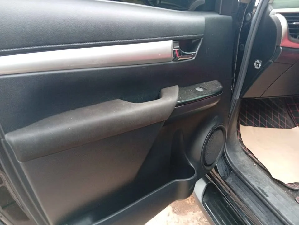 2018 Toyota Hilux VIII 3