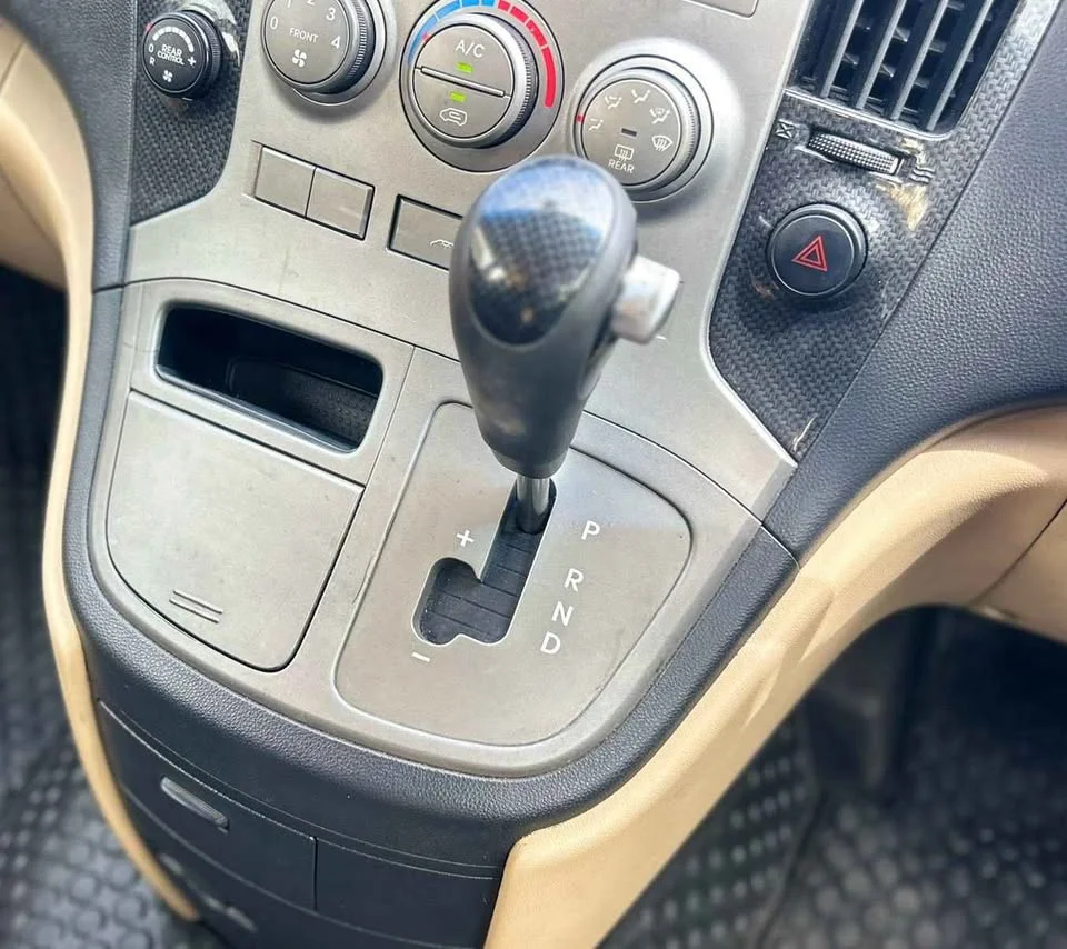 2009 Hyundai H-1 II 2