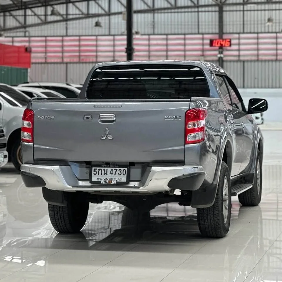2016 Mitsubishi Triton V 3