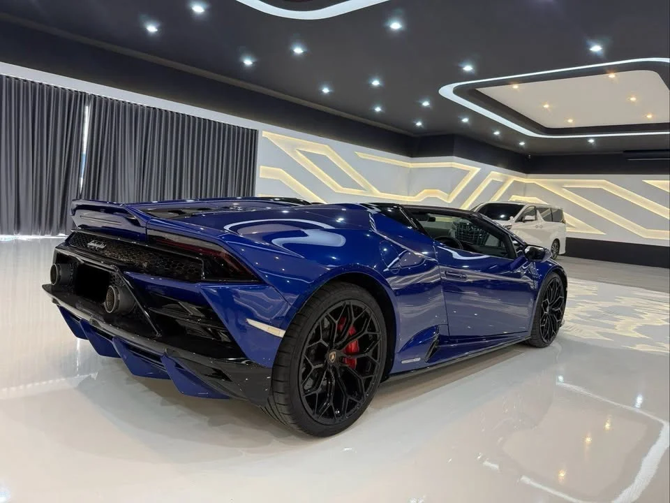 2020 Lamborghini Huracan 3
