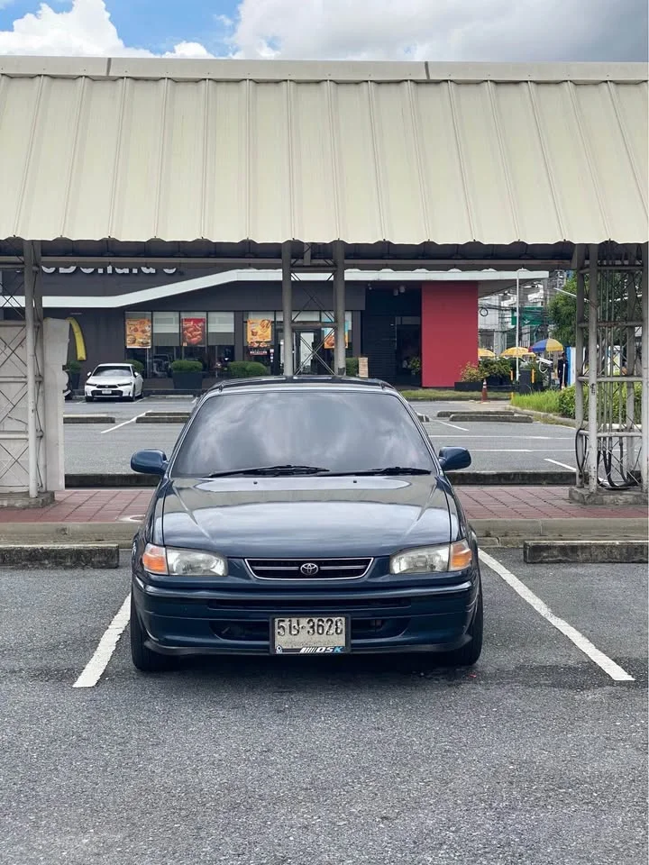 1997 Toyota Corolla Altis VIII (E110) 3