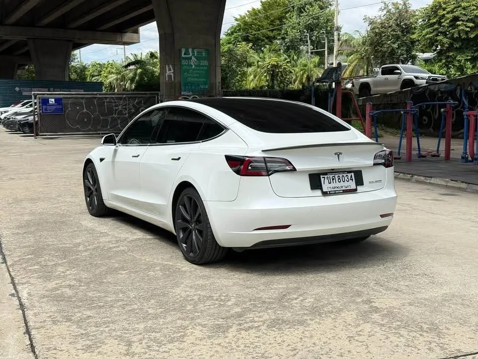 2020 Tesla Model 3 3