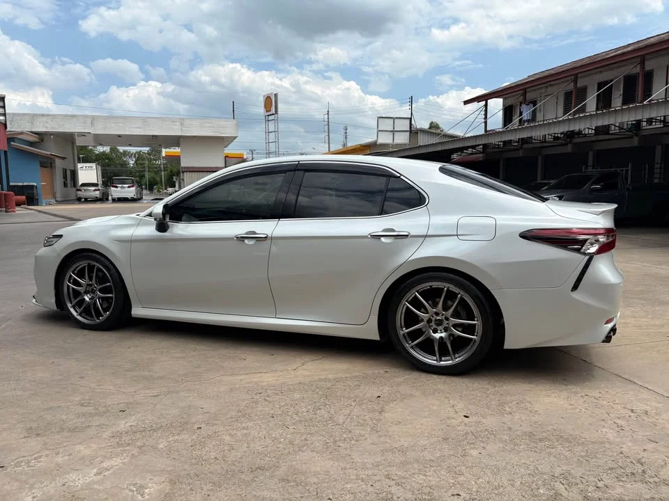 2023 Toyota Camry VIII (XV70) 3