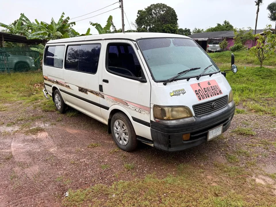 Toyota Commuter IV (H100) 2