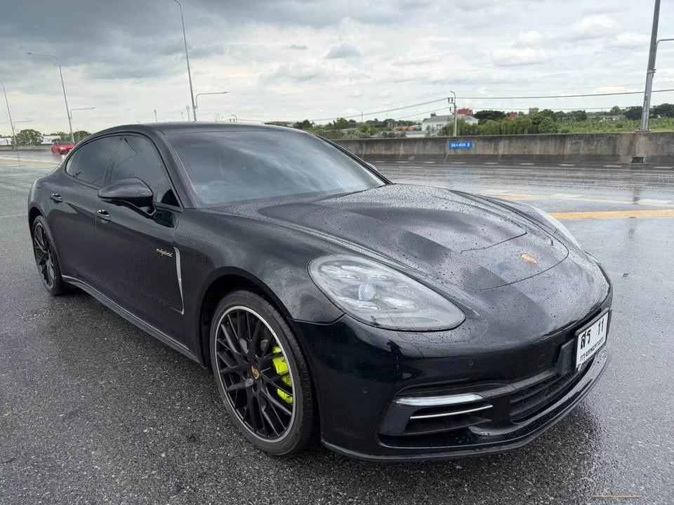 2017 Porsche Panamera II 3