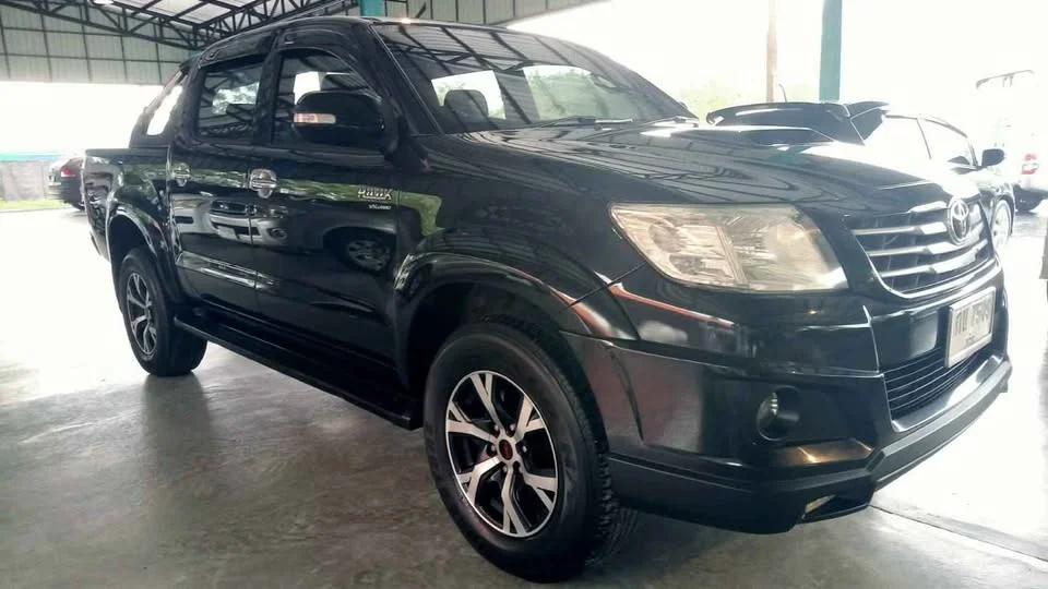 2013 Toyota Hilux VII 2