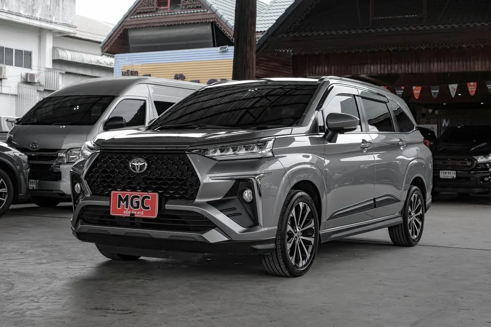 2023 Toyota Veloz III 3
