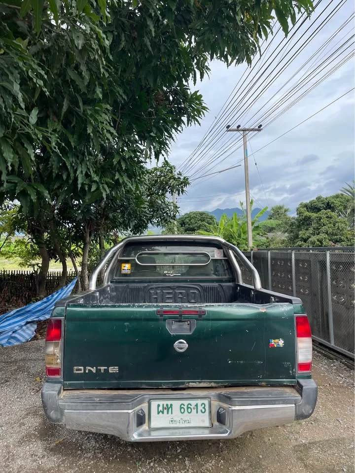 2005 Nissan Frontier I 2
