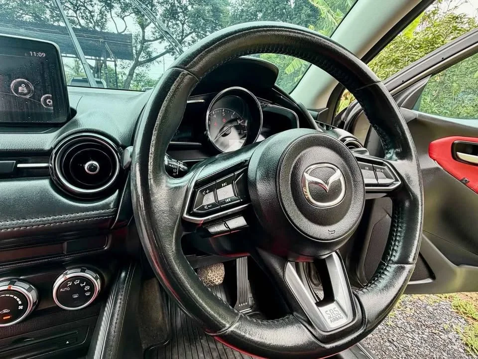 2019 Mazda 2 III 3