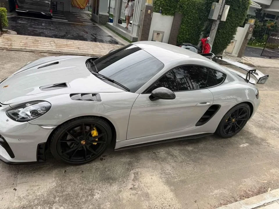 2018 Porsche 718 Boxster and Cayman IV 2