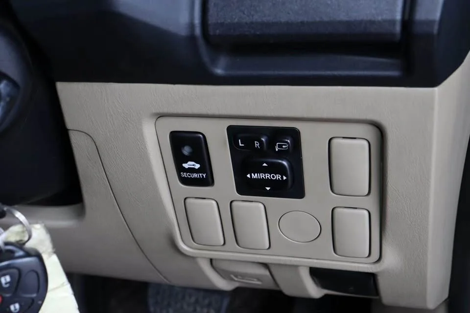 2013 Toyota Hilux VII 2