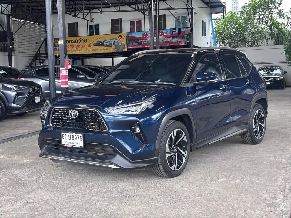 2024 Toyota Yaris Cross AC200 2