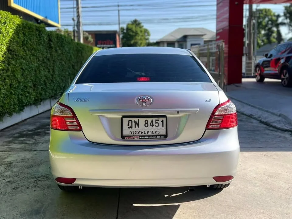 2010 Toyota Vios II 3