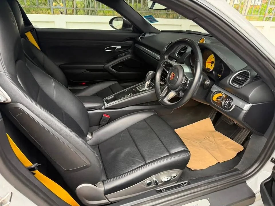 2018 Porsche 718 Boxster and Cayman IV 2