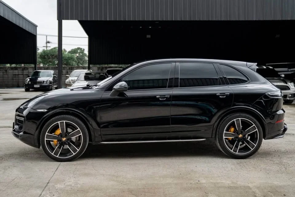 2011 Porsche Cayenne II 3