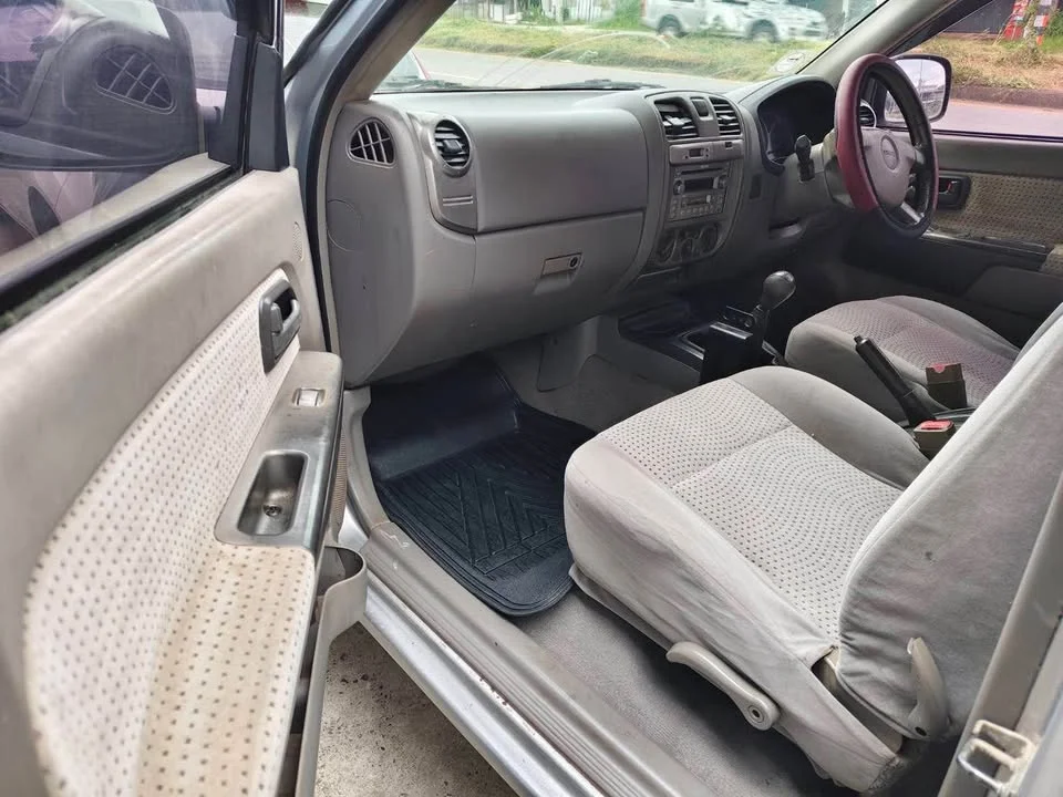 2005 Isuzu D-Max I 2