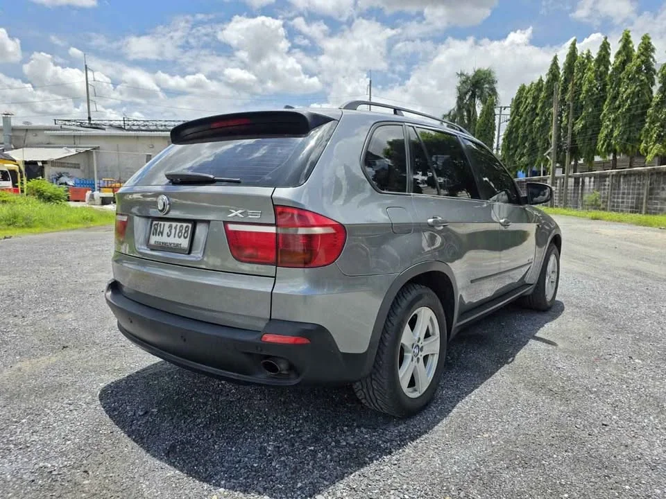 2010 BMW X5 E70 2
