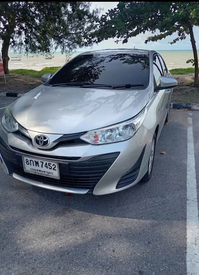 2019 Toyota Yaris ATIV III 2