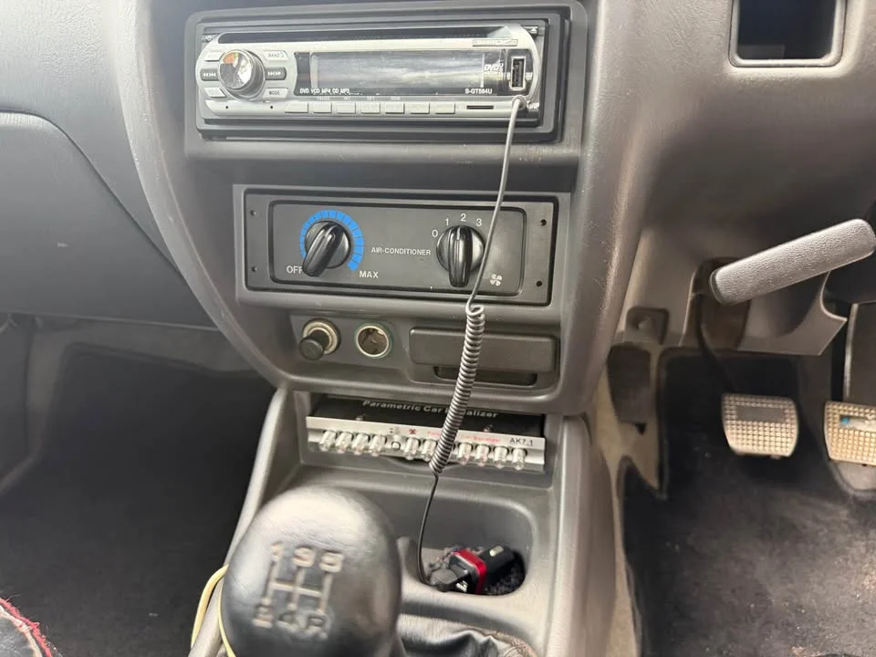 1999 Mazda 2500 Fighter V 3