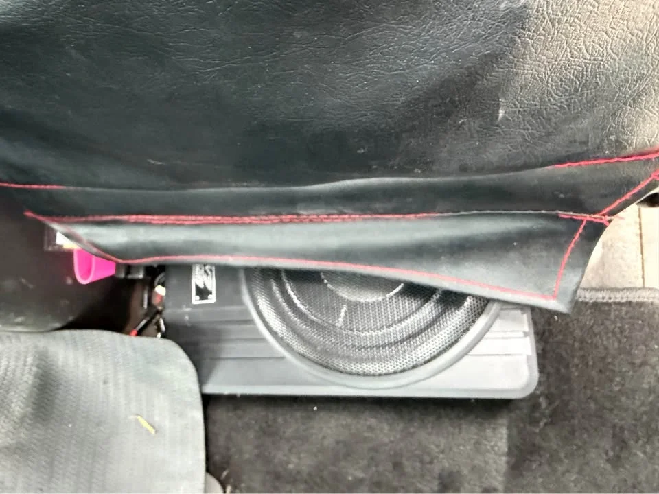 1999 Mazda 2500 Fighter V 2