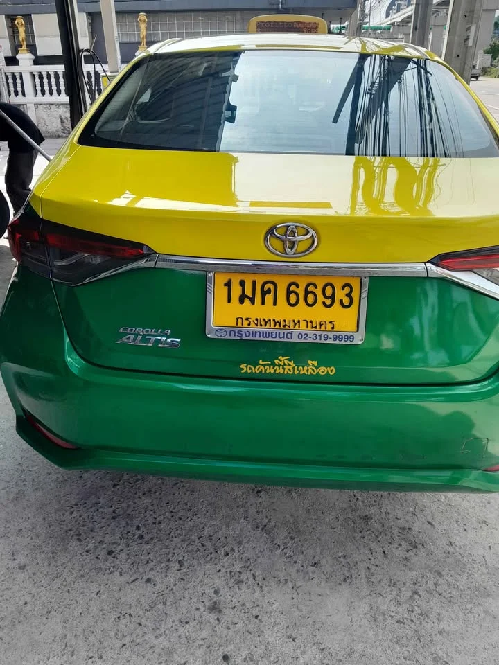 2020 Toyota Corolla Altis XII (E210) 3