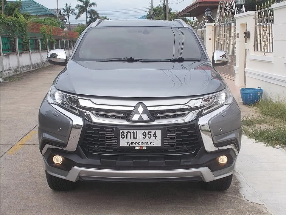 2018 Mitsubishi Pajero Sport III 3