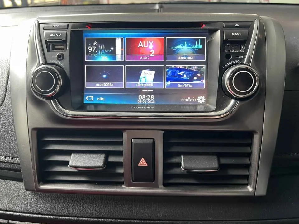 2013 Toyota Yaris III 3