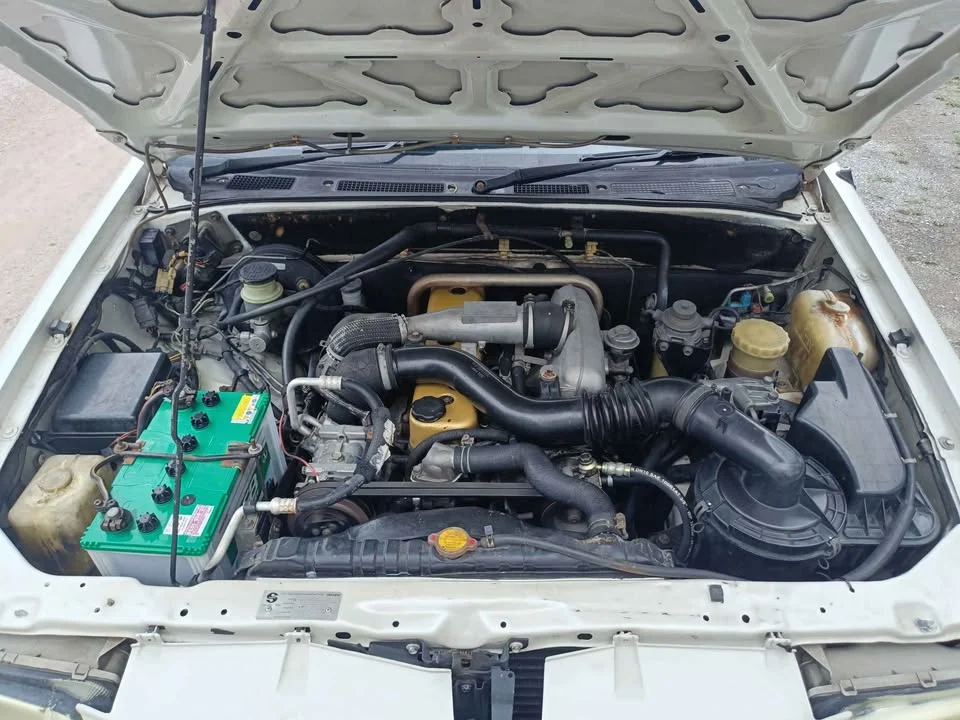 2000 Isuzu Faster Dragon Eyes III 2