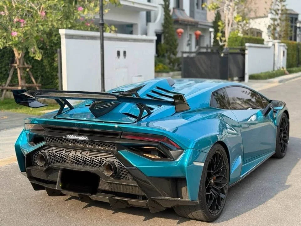 2022 Lamborghini Huracan 3