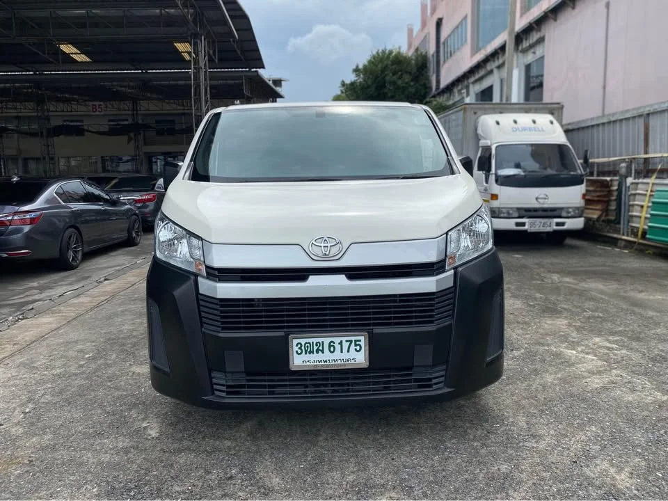 2020 Toyota HiAce VI (H300) 3