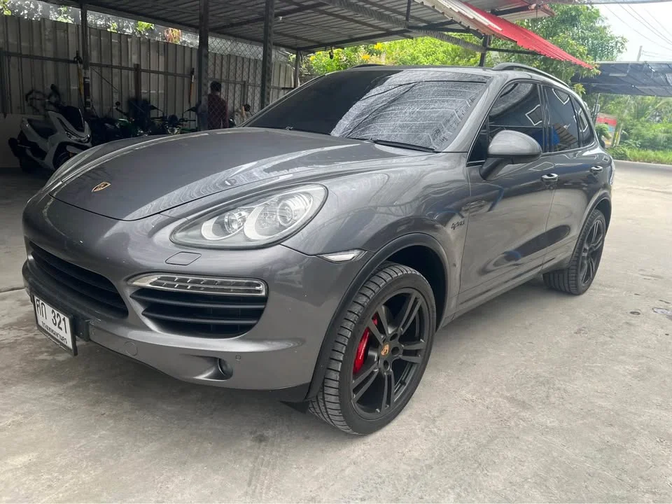 2013 Porsche Cayenne II 2