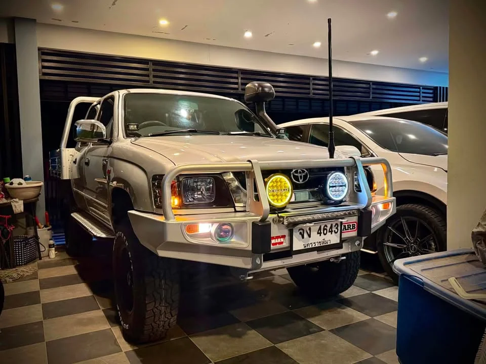 2003 Toyota Hilux Tiger VI 2