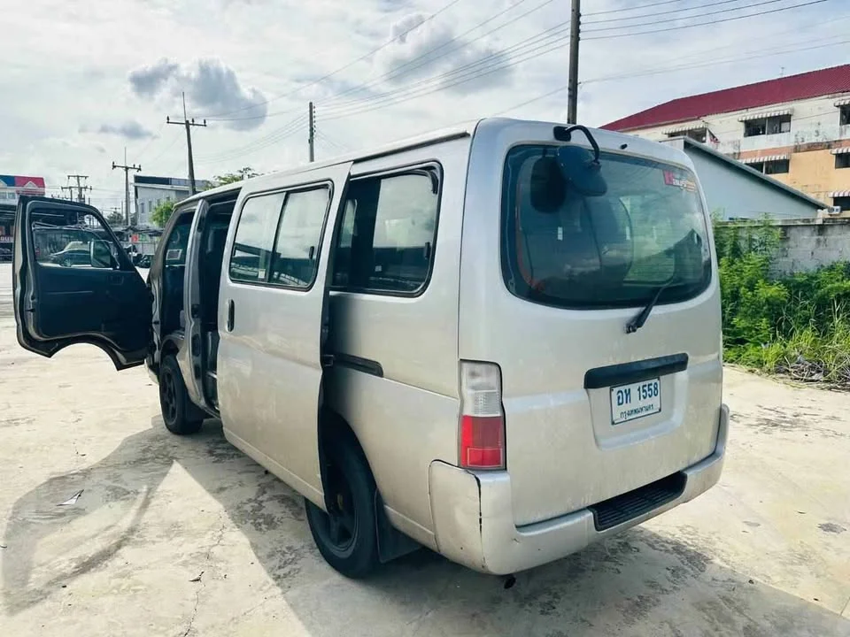 2004 Nissan Urvan V (E25) 3