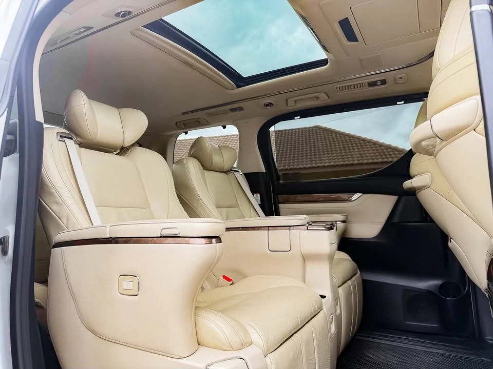 2015 Toyota Alphard, Vellfire III (AH30) 3