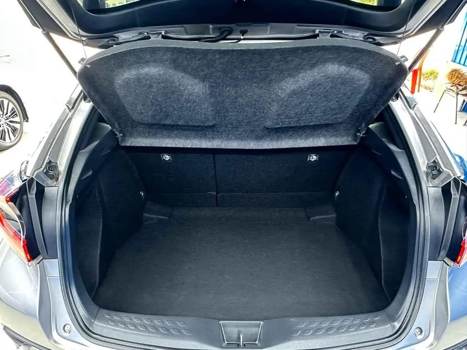 2018 Toyota C-HR I 3