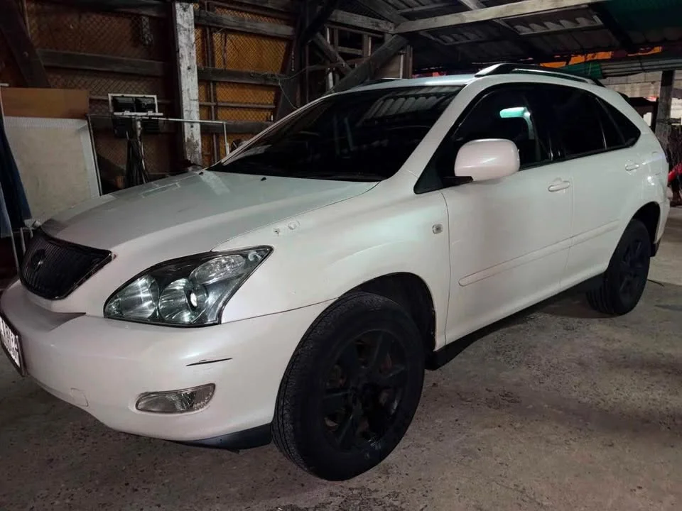 2015 Toyota Harrier II 2