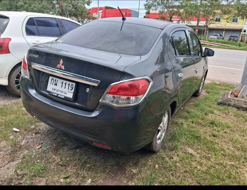 2013 Mitsubishi Attrage VI 2