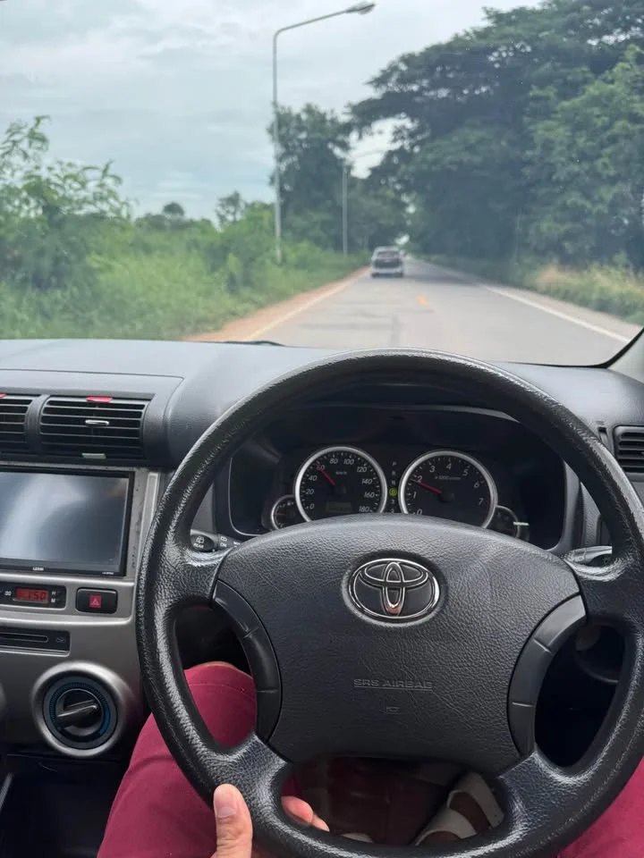 2010 Toyota Avanza I 2